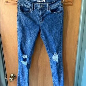 Levi's Women's Blue Ripped Skinny Jeans
